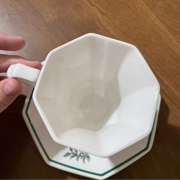 Nikco Japan Christmastime  cup & saucer - Picture 2 of 5